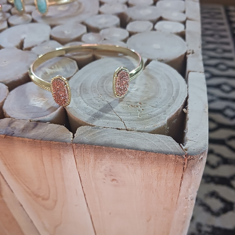 Australian Jade Bracelet - Picture 4 of 4